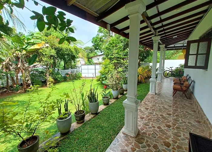 Dreams Villa